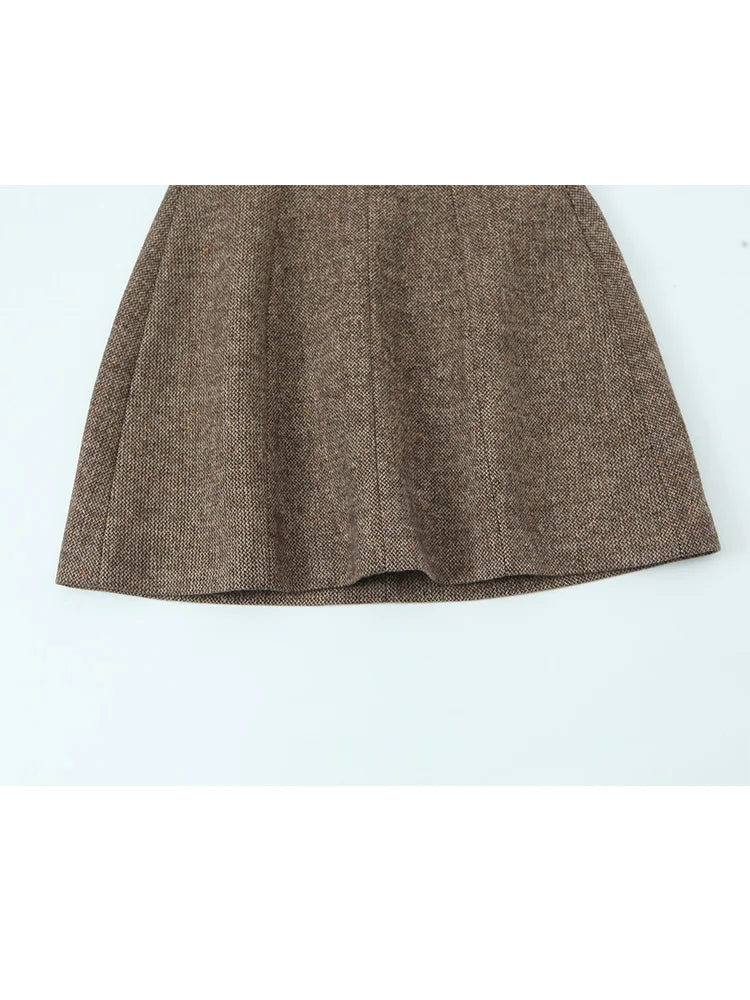 שמלת מיני כתפיות רחבות