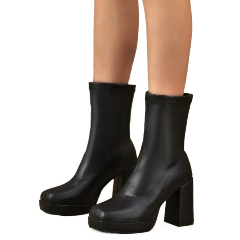 מגפי עקב גובה חצי