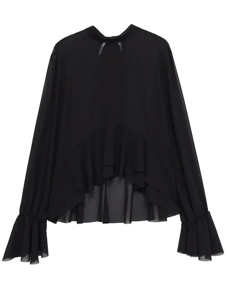 חולצה קלאסית