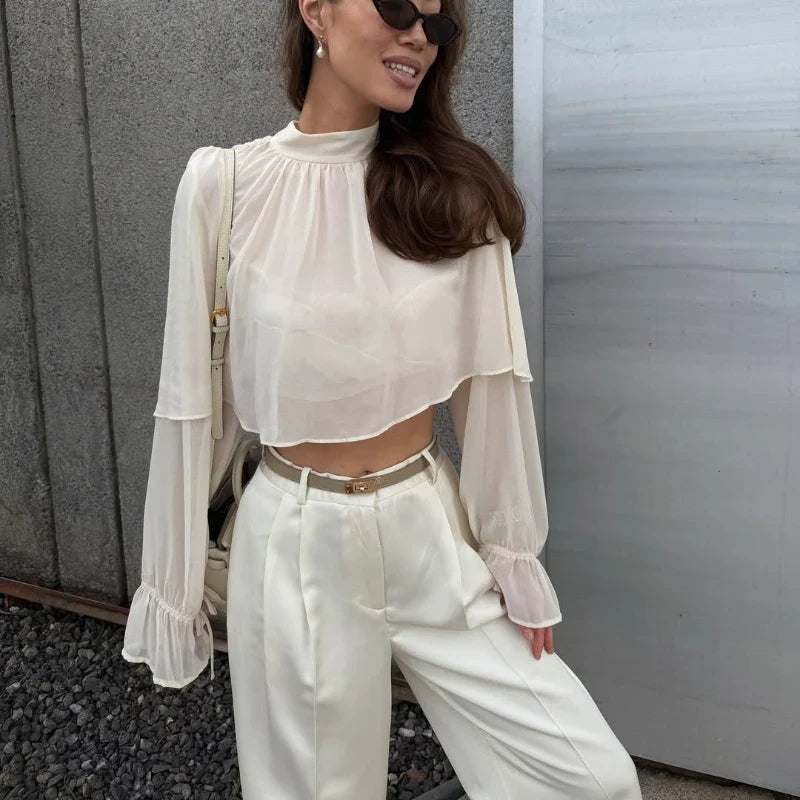 טופ צווארון גבוה