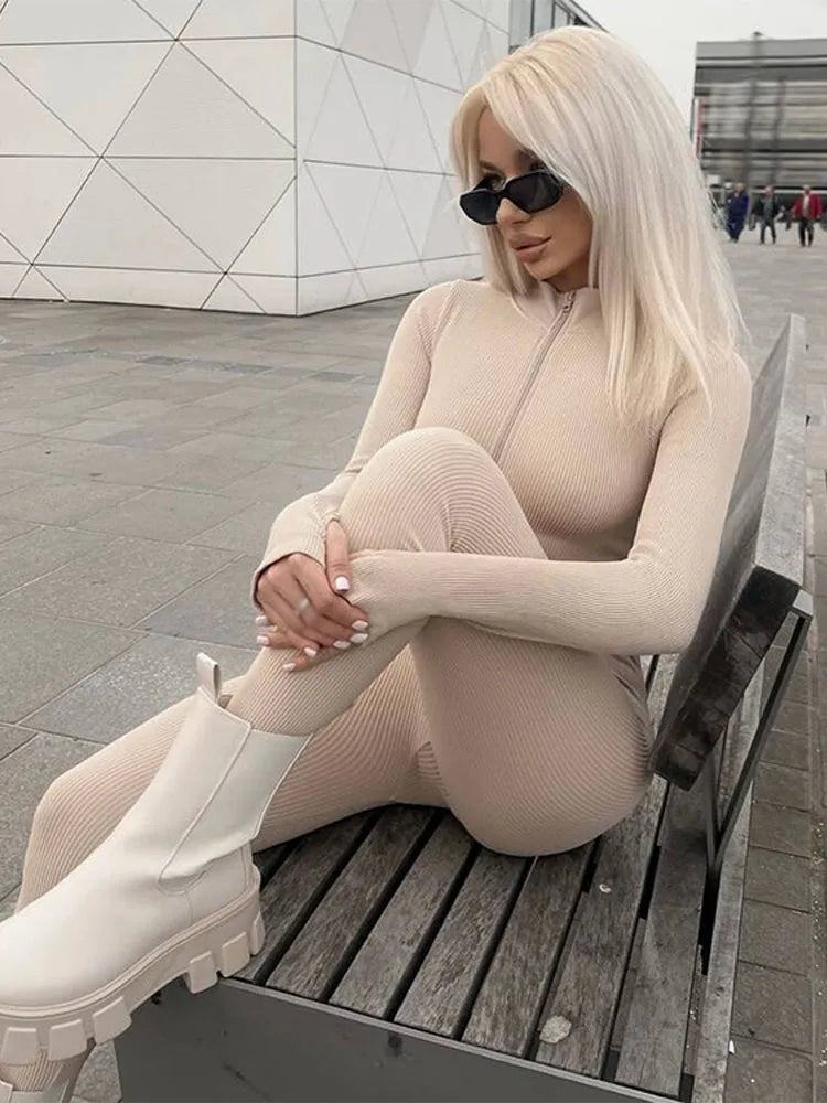 אוברול סקסי חורפי