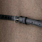 סוודר אלגנטי עם חגורה