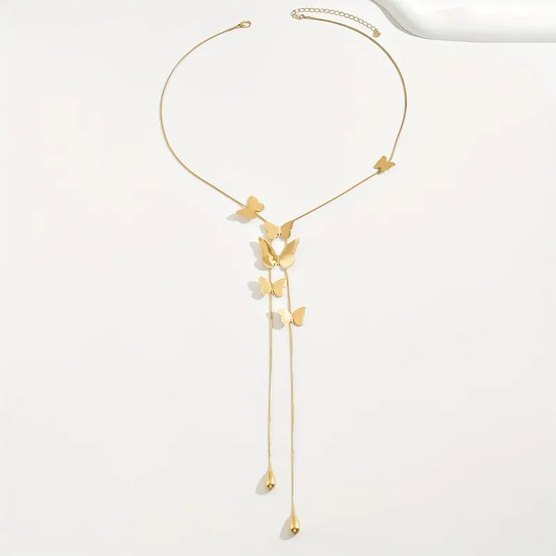 שרשרת פרפרים מוזהבת