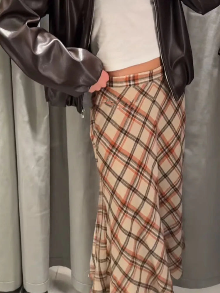 חצאית קז'ואל